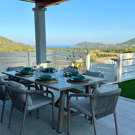 Andrea Villa Cala Sinzias